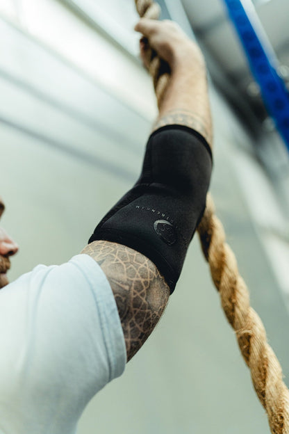 V2 5mm neoprene elbow sleeves for compression support during weightlifting – Mammal Strength